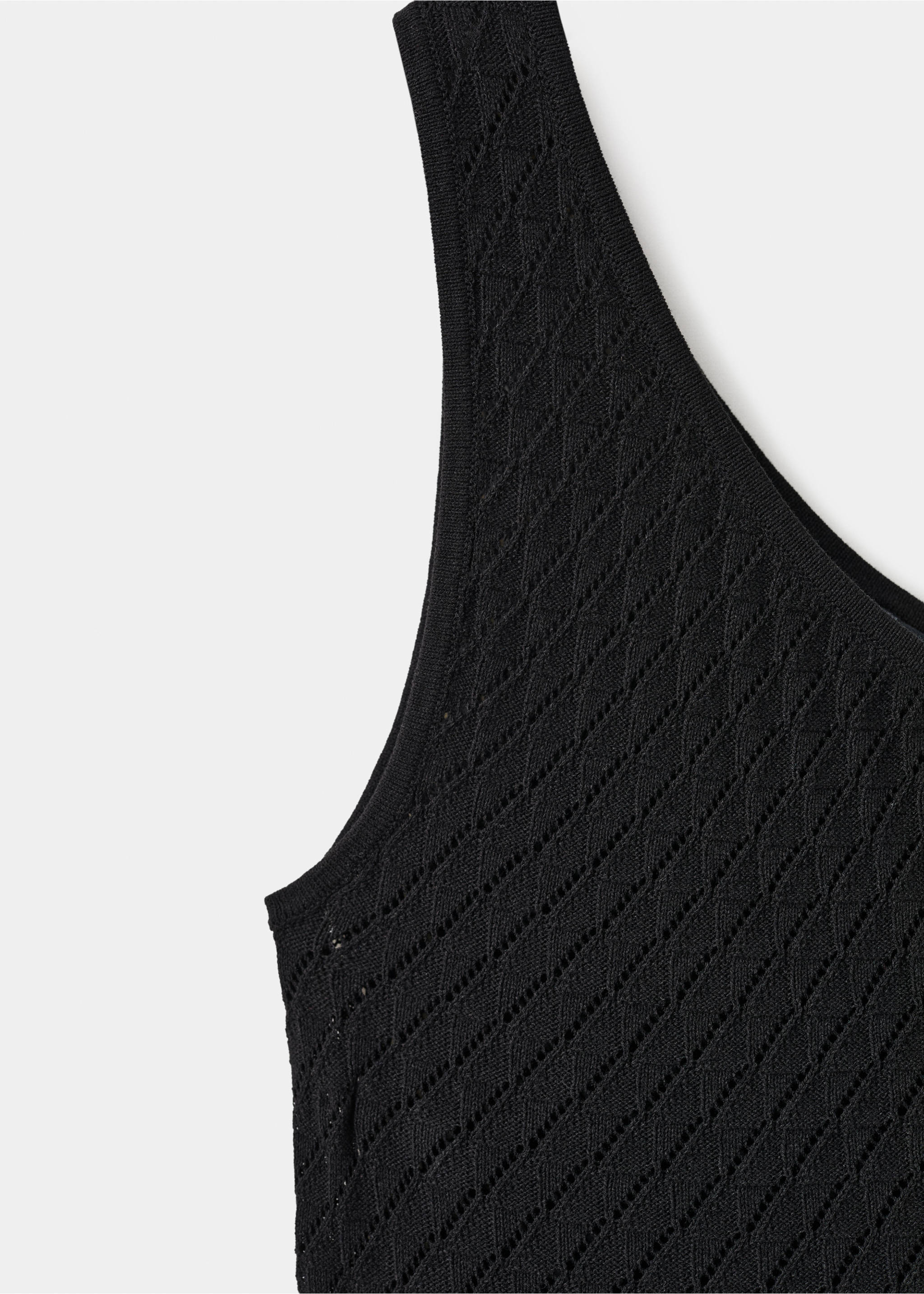 Asymmetric openwork knit top - Details of the article 8, Black. Ref: 37001395-00.