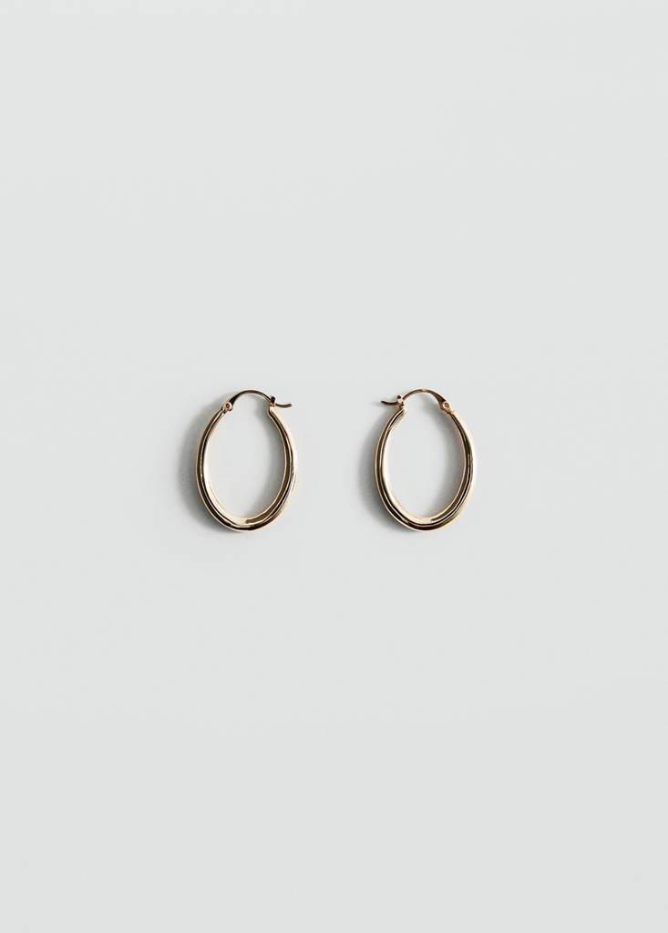 Oval hoop earrings — Gold