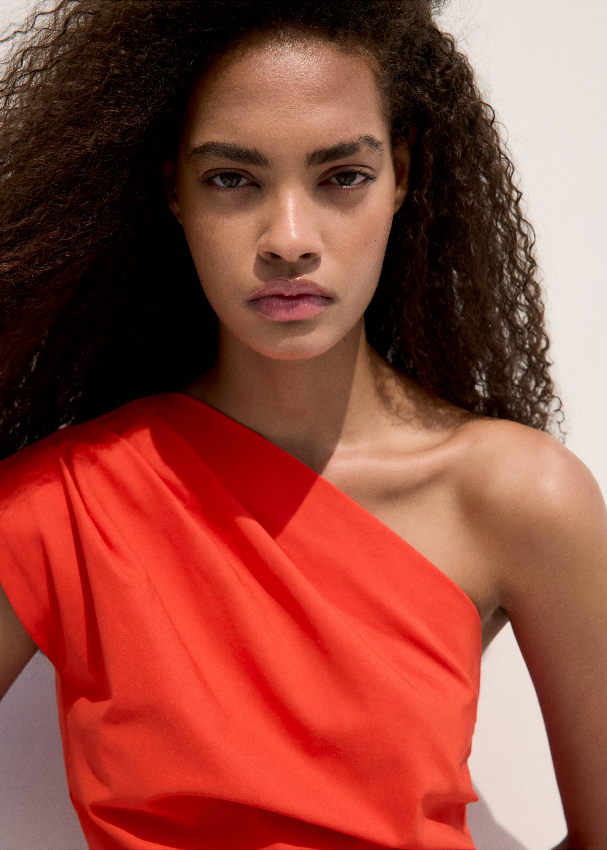 Asymmetric neckline dress with draped detail - Details of the article 1, Orange. Ref: 37001407-00.