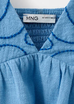 Top with embroidered details — Blue 4