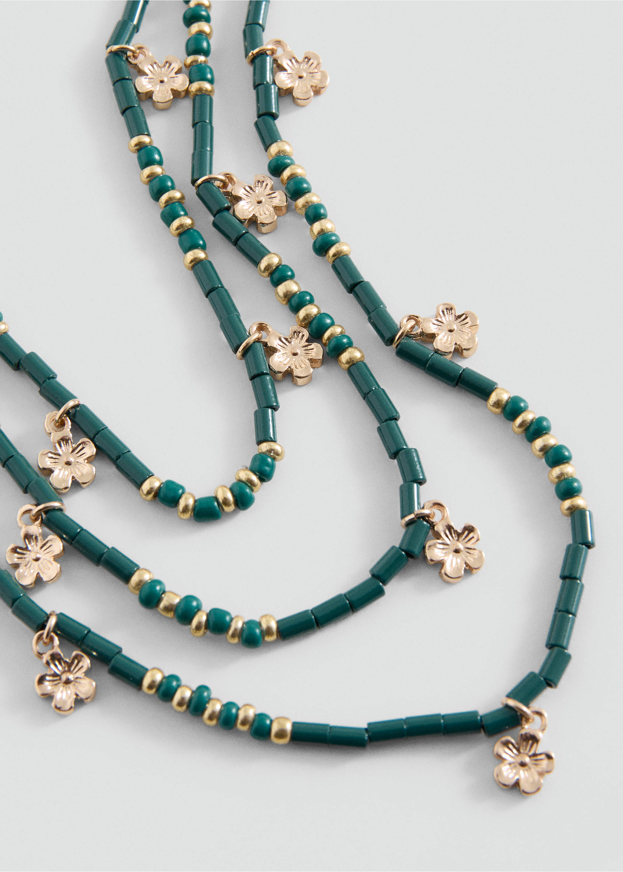 Collier floretas - Plan moyen, Vert. Ref: 37001431-00.