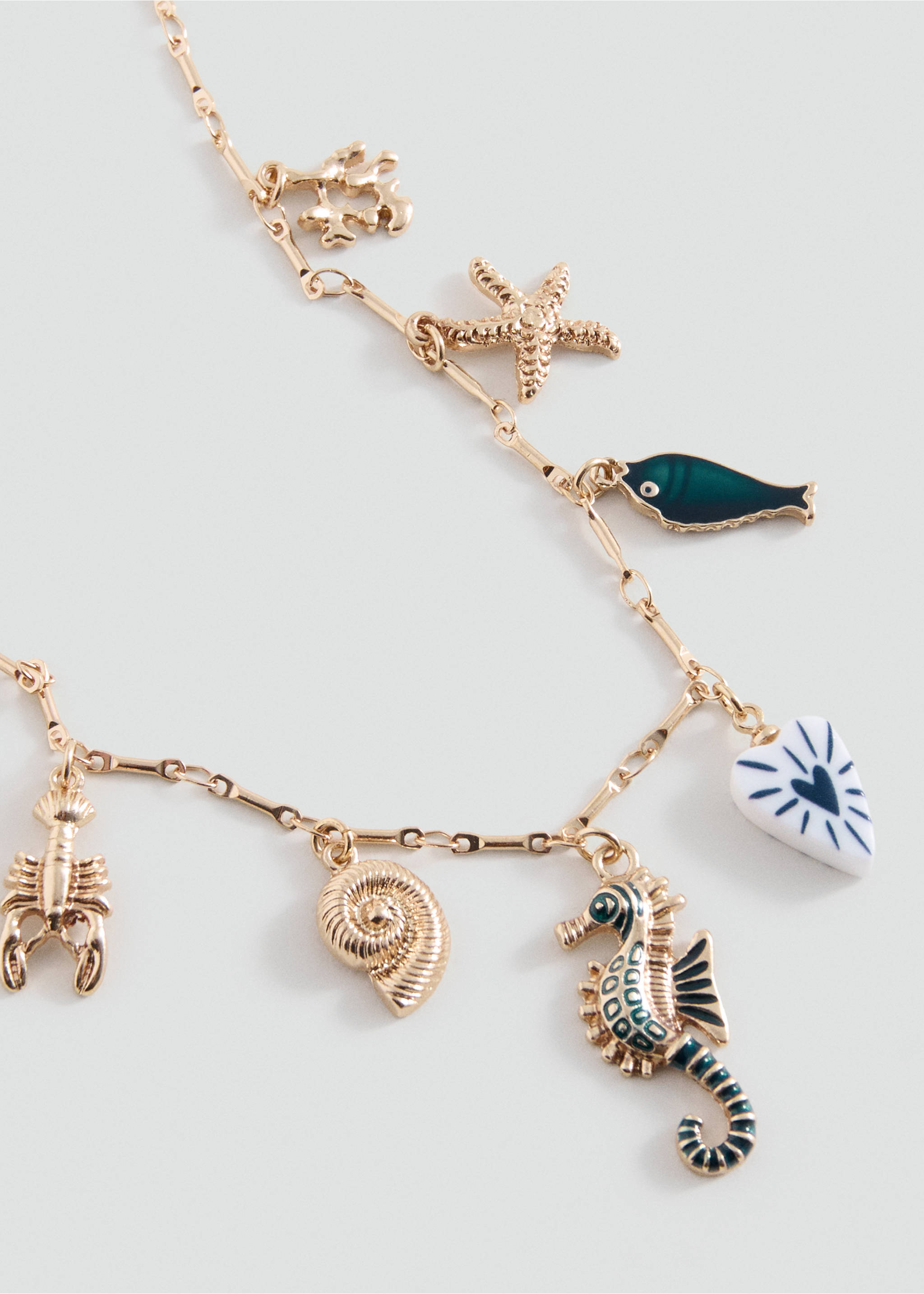 Collier lucky - Plan moyen, Or. Ref: 37001433-00.