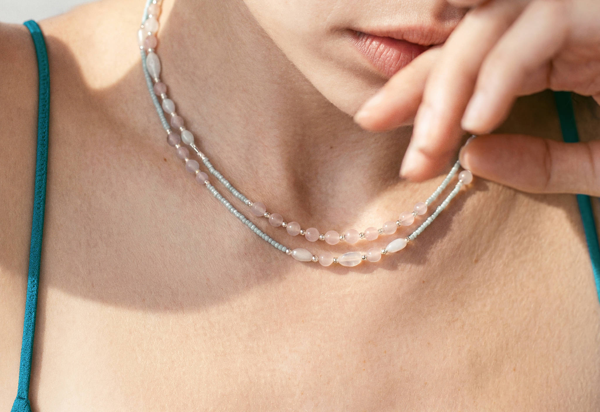 Double beaded necklace - Panoramic plane