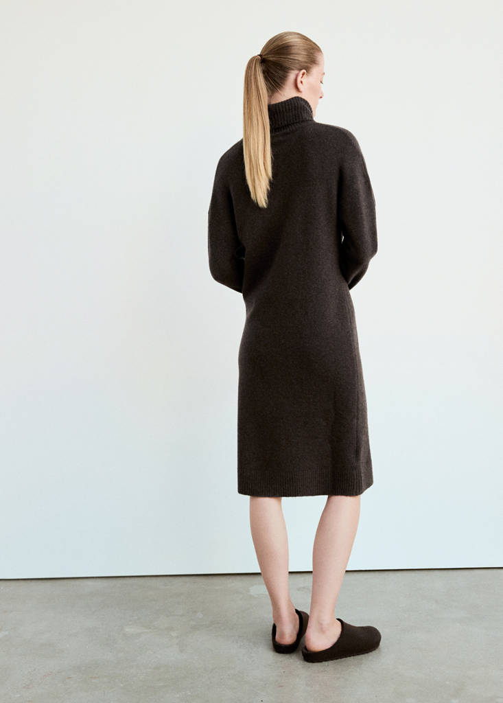 Turtleneck knit nightdress — Chocolate