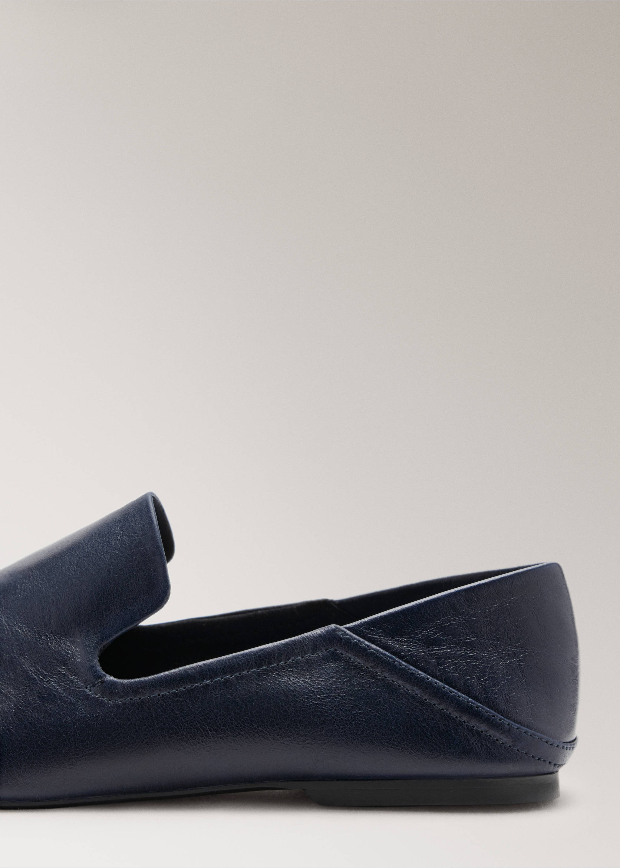 Leather loafers - Details of the article 1, Navy. Ref: 37001445-00.