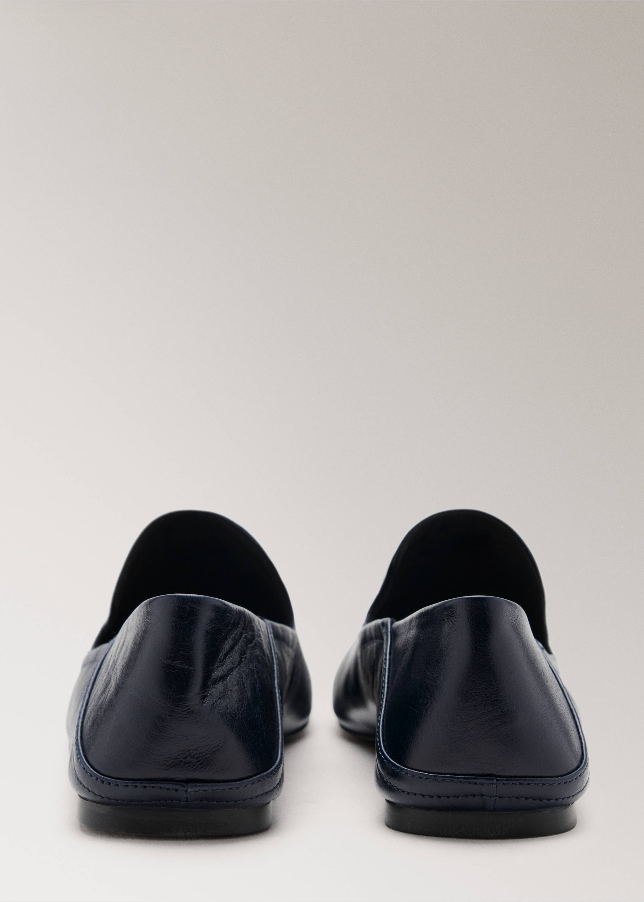 Leather loafers - Details of the article 3, Navy. Ref: 37001445-00.