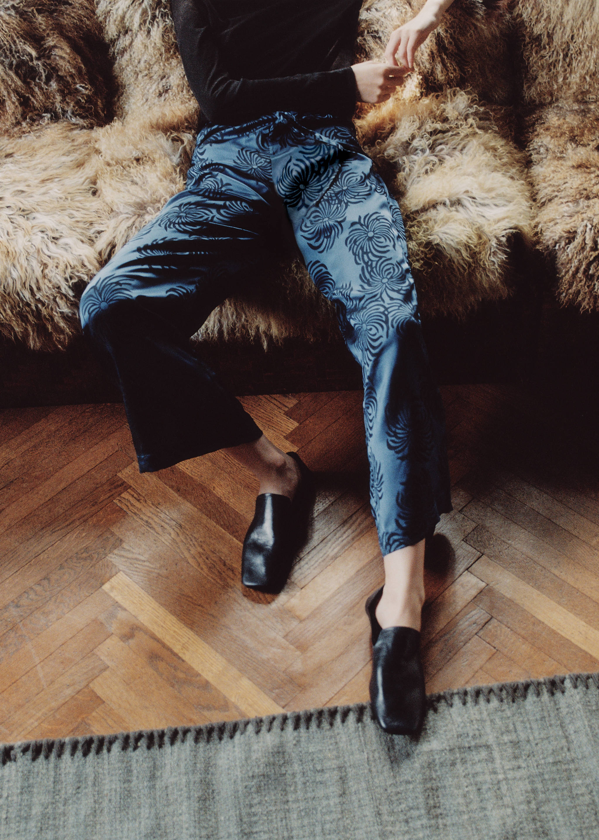 Leather clog shoes - Details of the article 5