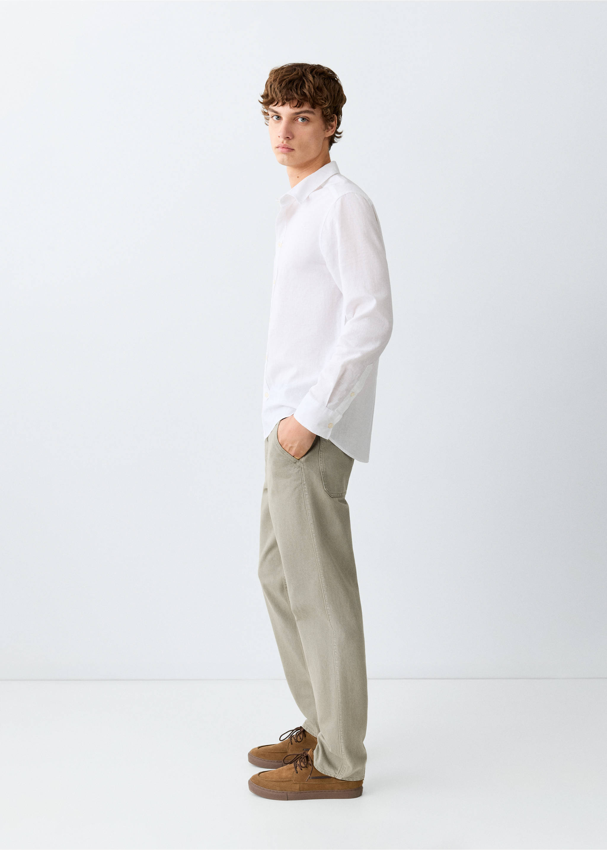 Regular-fit jeans - Details of the article 1, Khaki. Ref: 37001474-00.