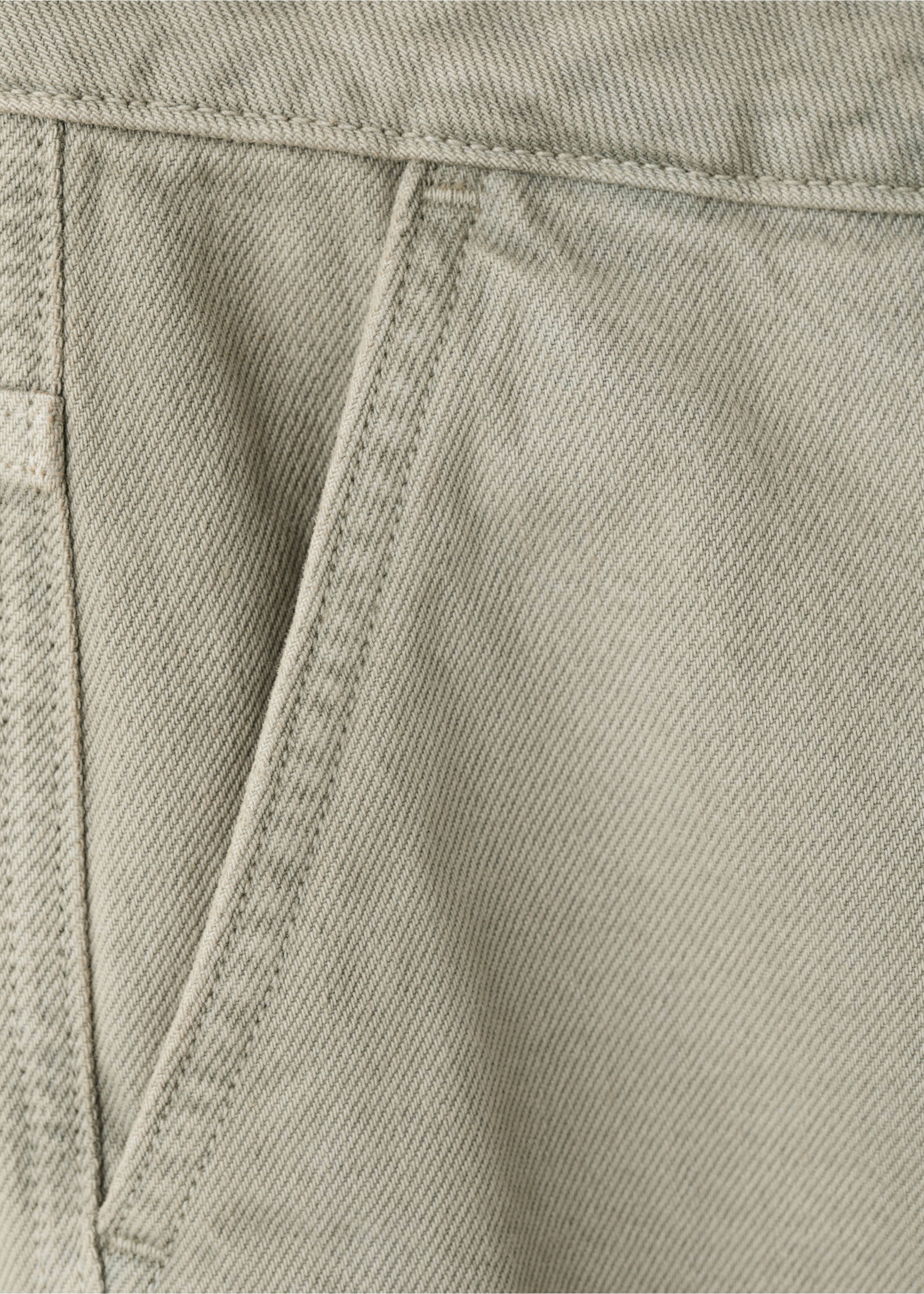 Regular-fit jeans - Details of the article 8, Khaki. Ref: 37001474-00.