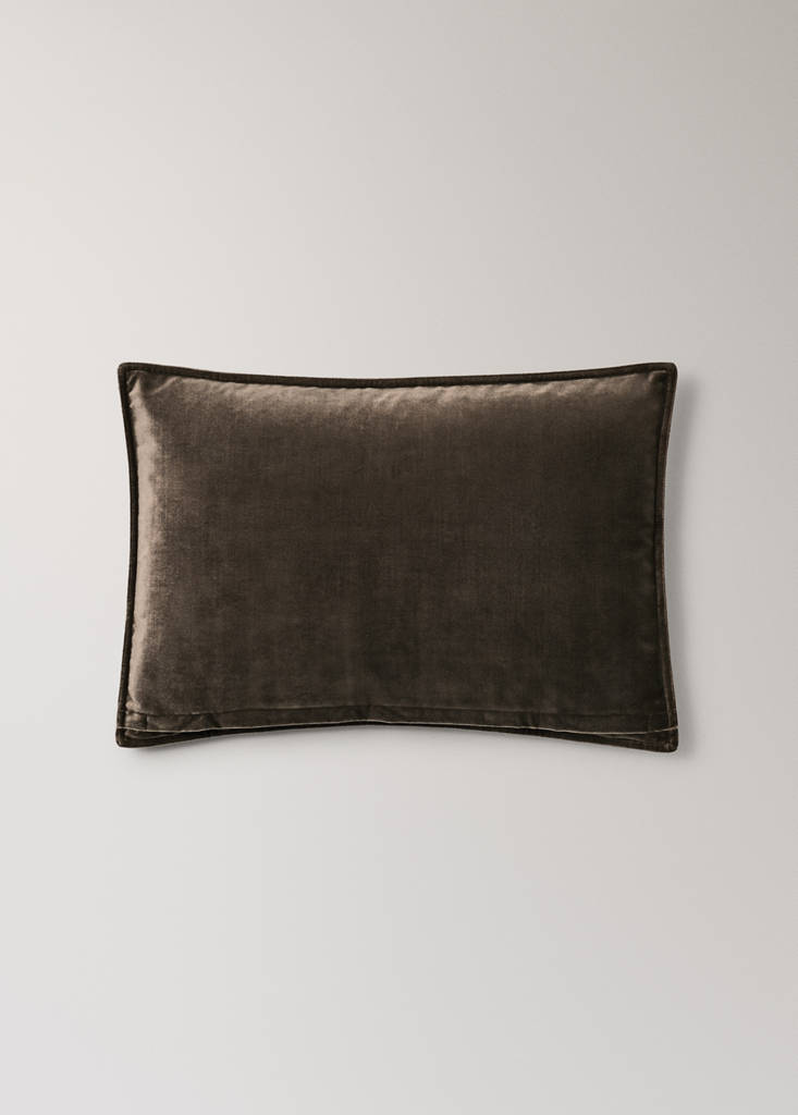 Velvet cushion cover 40x60 cm — Brown