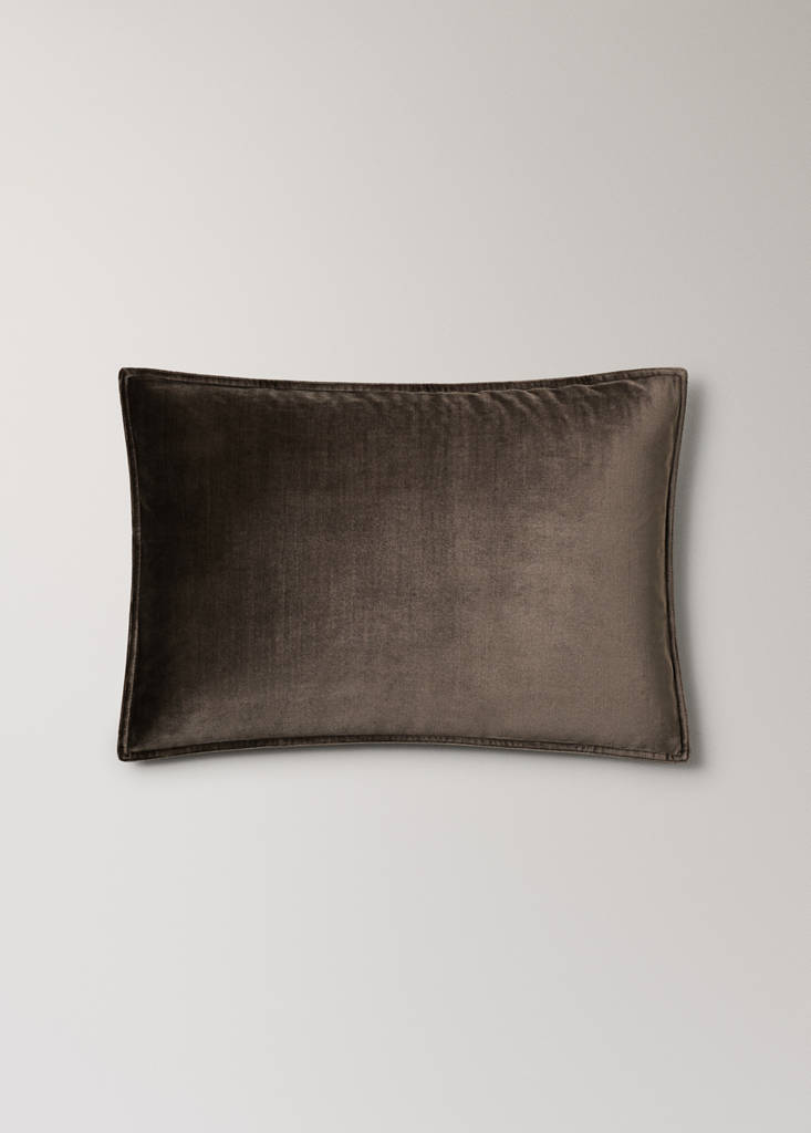 Velvet cushion cover 40x60 cm — Brown