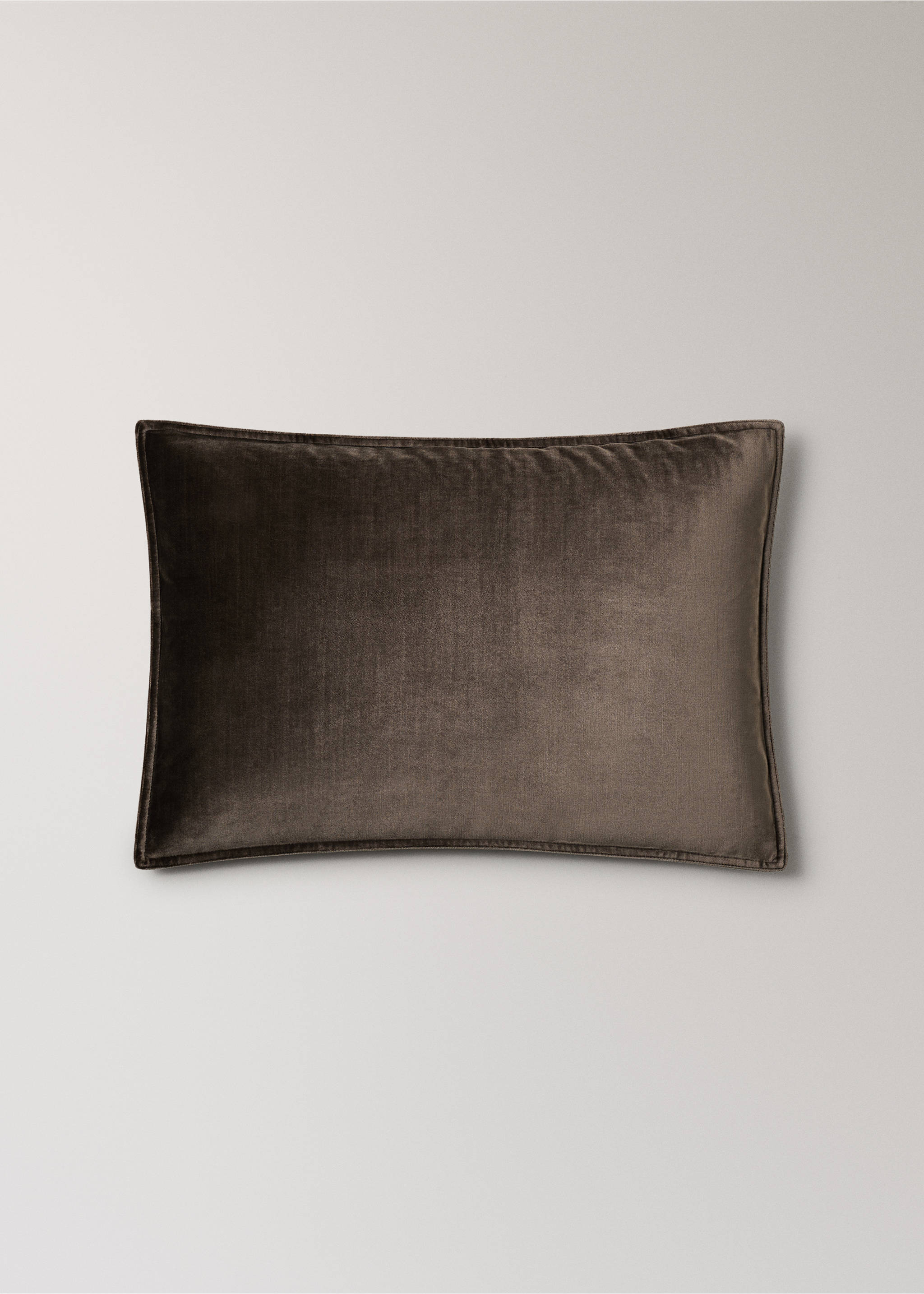 Housse de coussin velours 40x60 cm - Article sans modèle, Marron. Ref: 37001476-00.