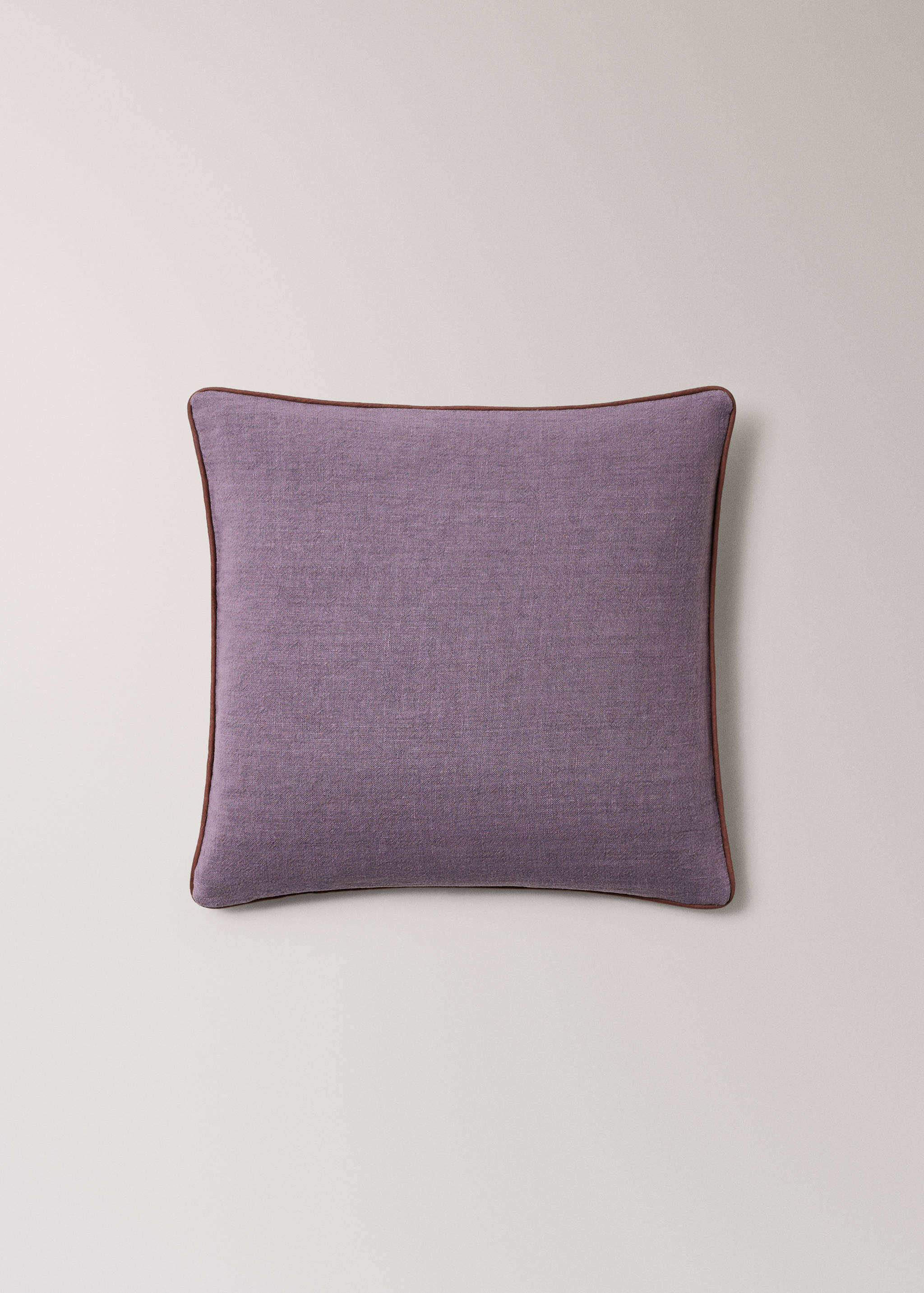 Embroidered linen cushion cover - Details of the article 3