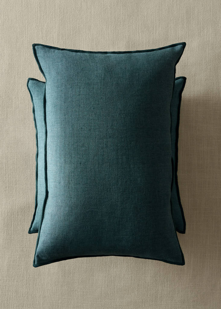 Two-tone linen cushion cover 30x50 cm — Petrol Blue