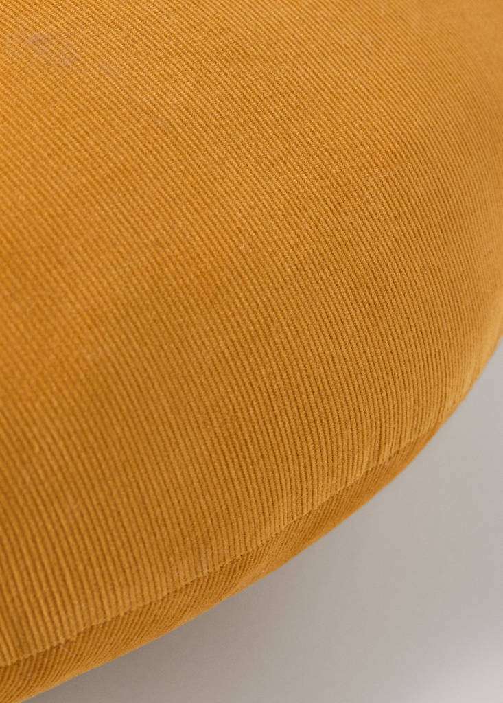 Round 100% cotton cushion — Ochre