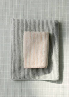Two-tone striped washcloth with hem trim — Nude 1