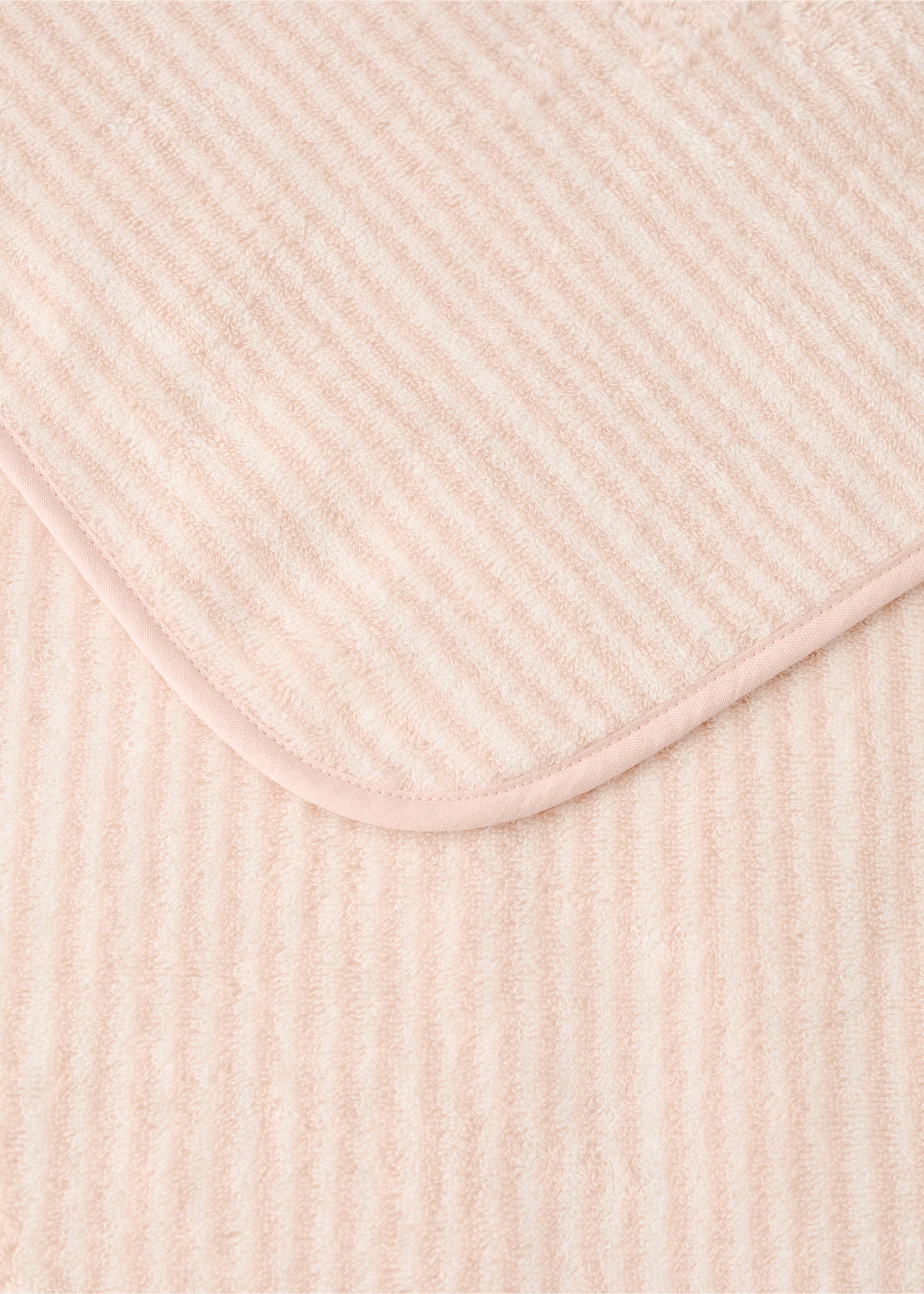 Two-tone striped hand towel with piped trim - Detaljer om artikeln 2, Nude. Ref: 37001500-00.