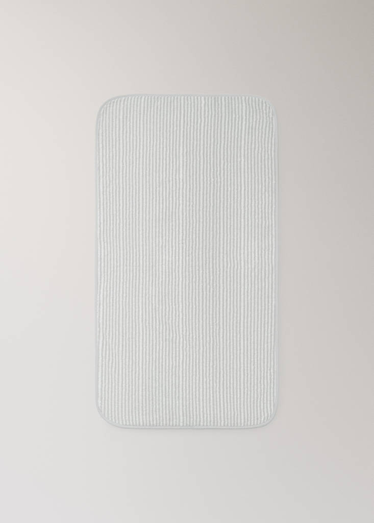Two-tone striped washcloth with hem trim — Grey