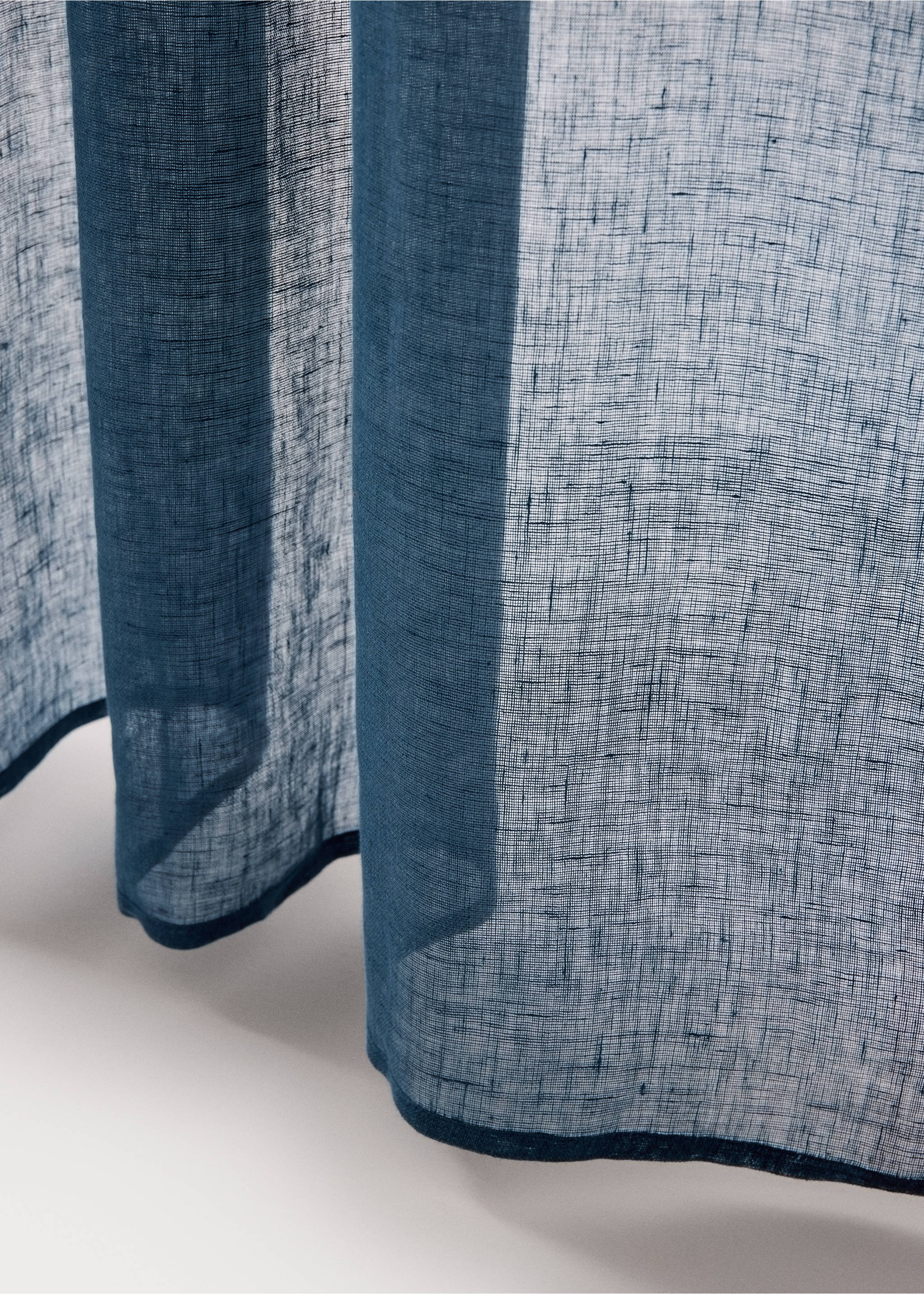 100% linen curtain 140x270 - Details of the article 3, Petrol Blue. Ref: 37001520-00.