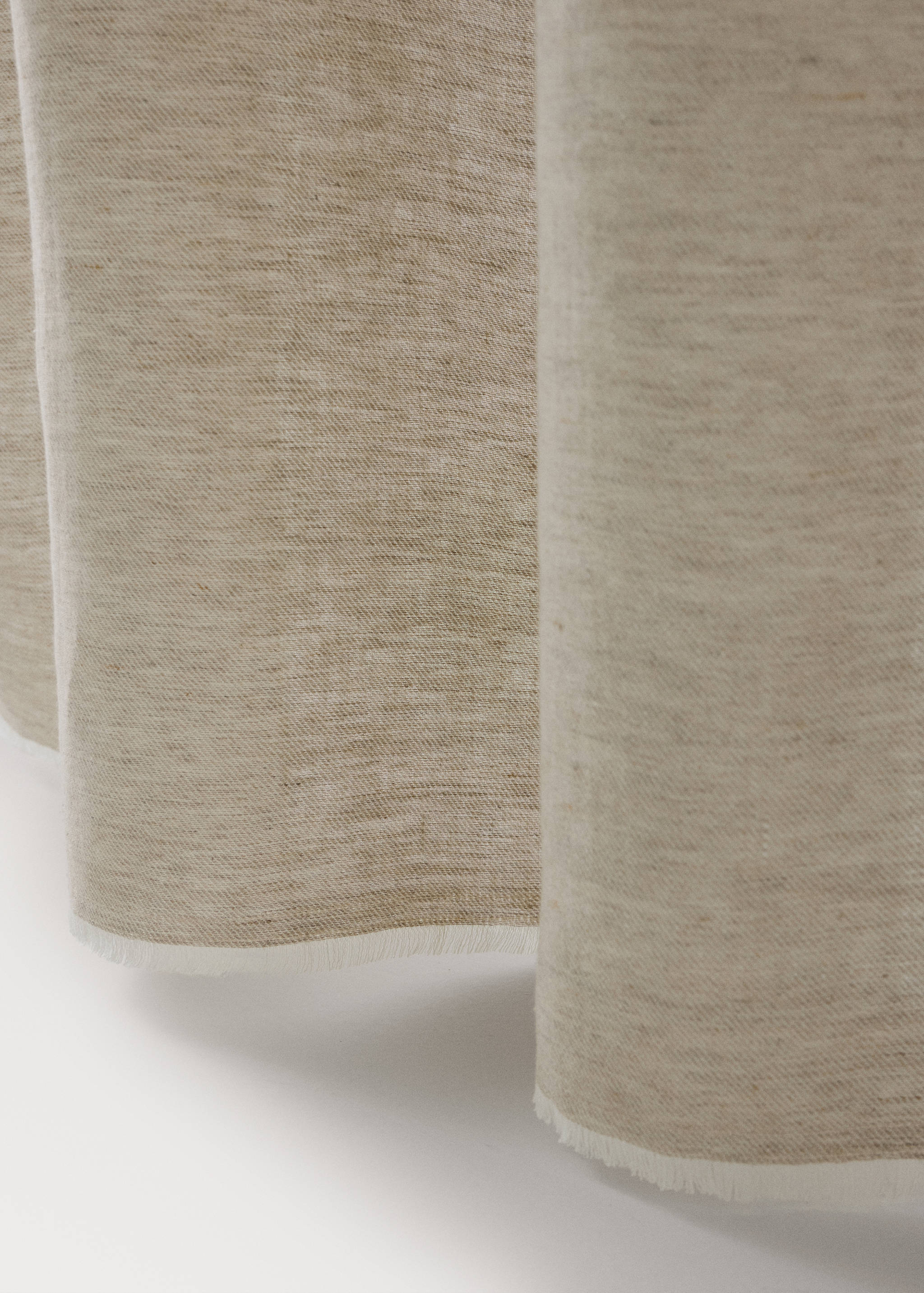 Frayed edge linen curtain - Details of the article 3
