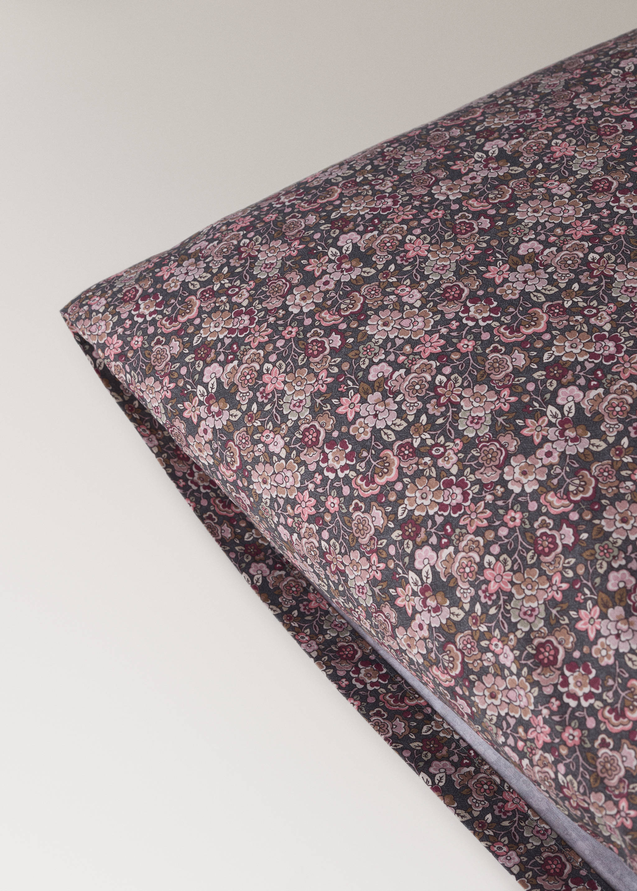 100% cotton floral pillowcase 50x75 - Details of the article 1