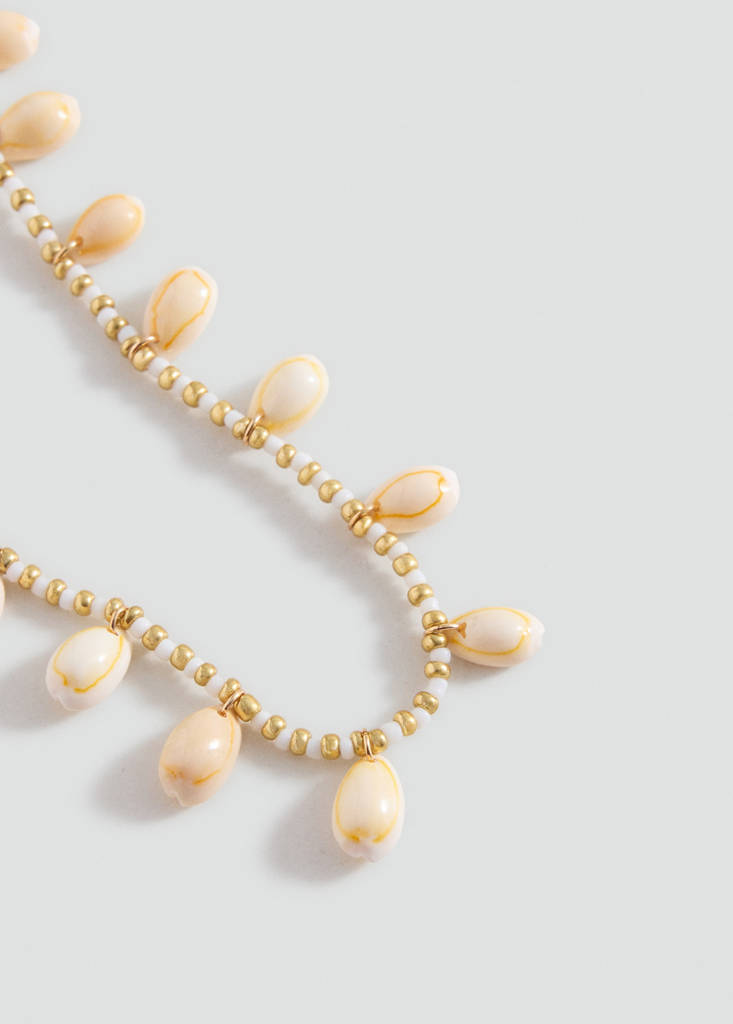 Shells bead necklace — Gold