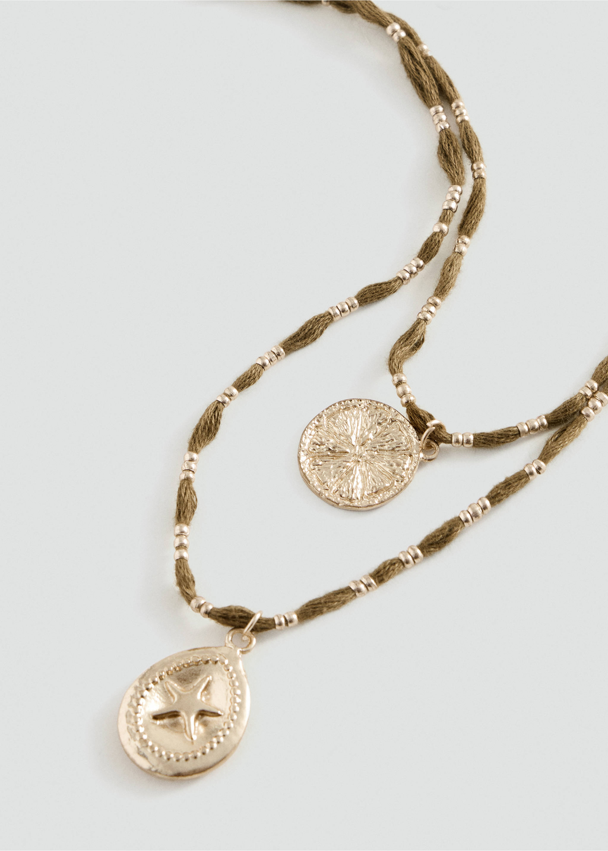 Charm necklace - Medium plane, Khaki. Ref: 37001560-00.