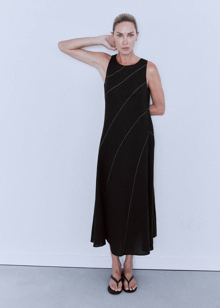 Linen dress with contrast stitching — Black