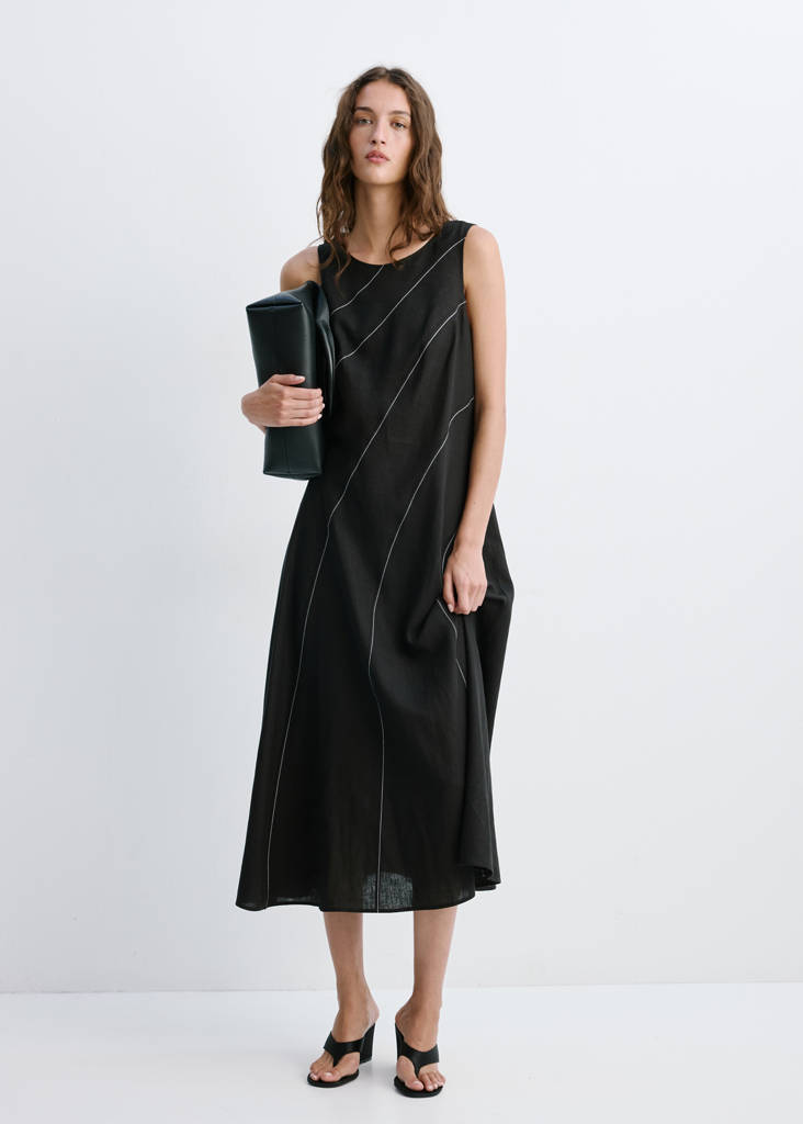 Linen dress with contrast stitching — Black