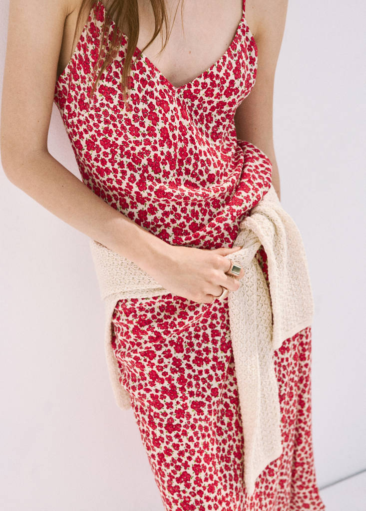 V-neck print dress — Ecru
