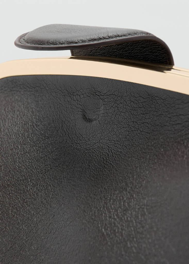 Large clutch with metallic details — Chocolate