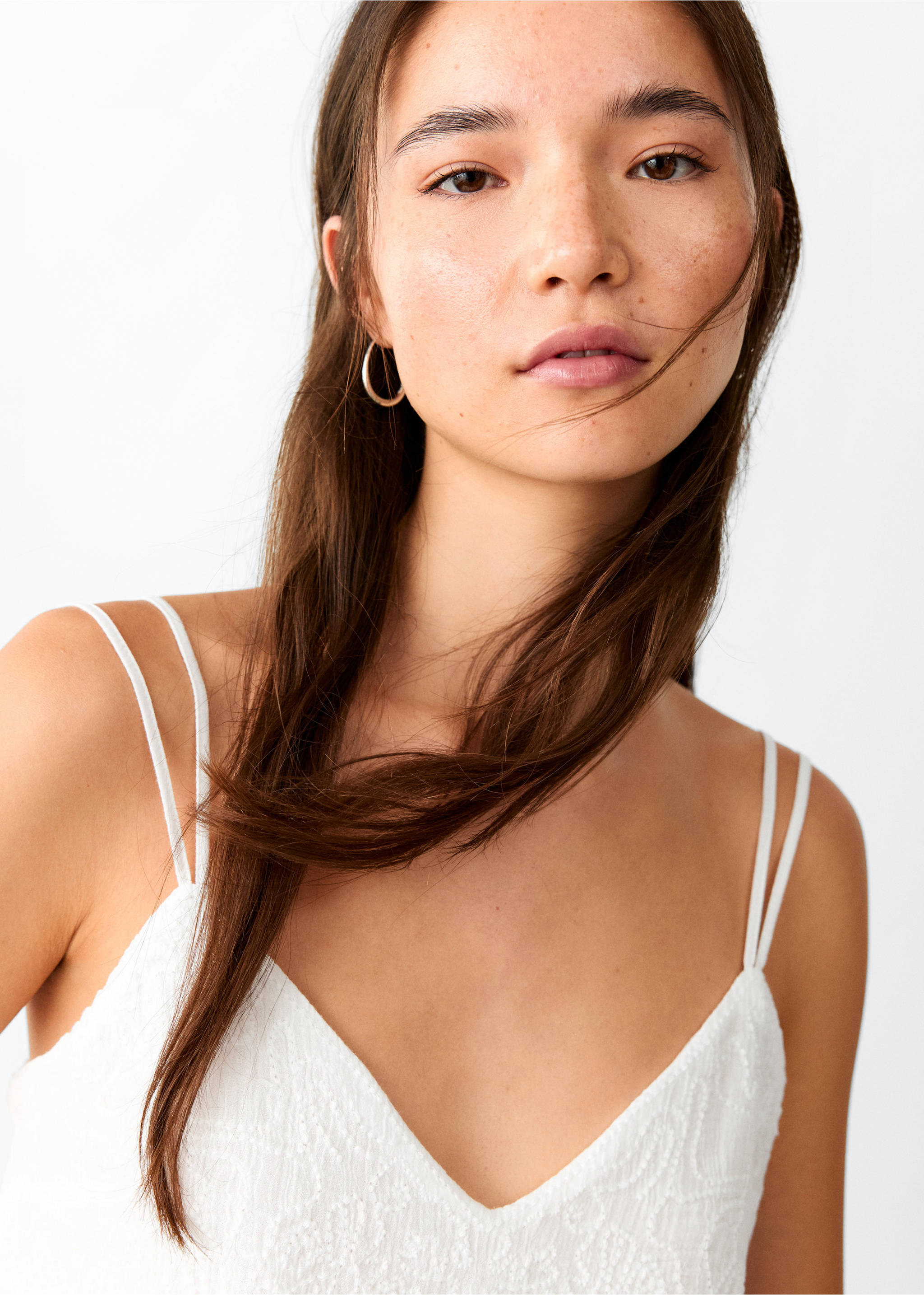 Embroidered strap top - Details of the article 1, Off White. Ref: 37002537-00.