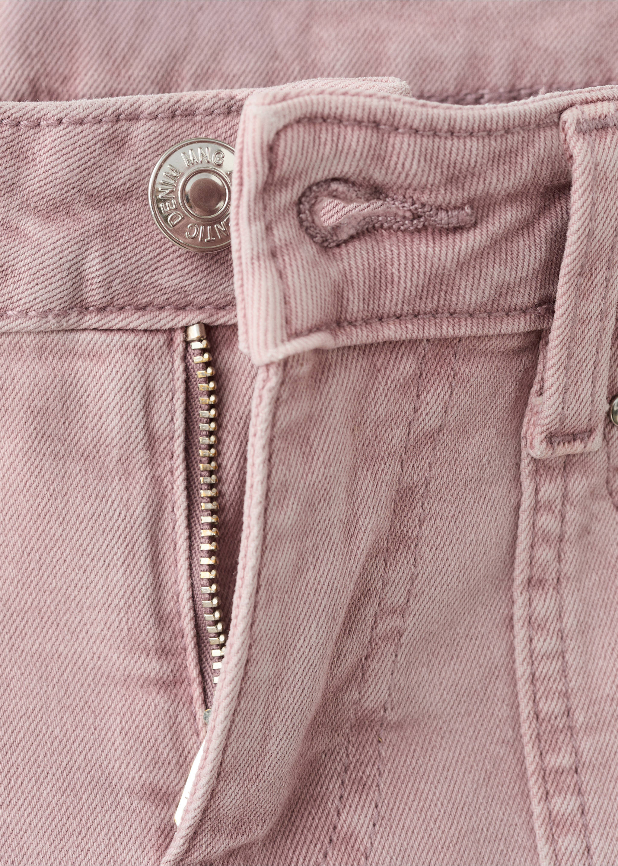 Jean taille basse à clous - Détail de l'article 8, Rose. Ref: 37002544-00.