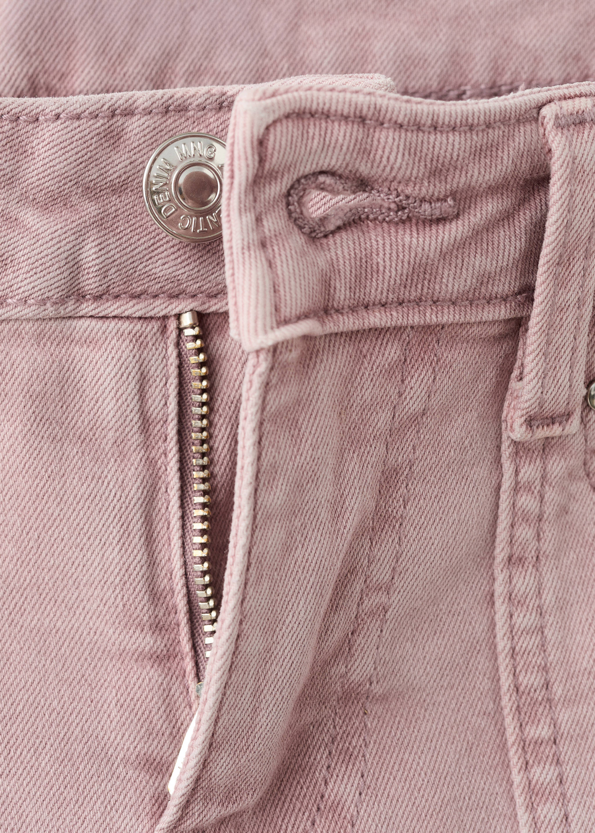 Jean taille basse à clous - Détail de l'article 8