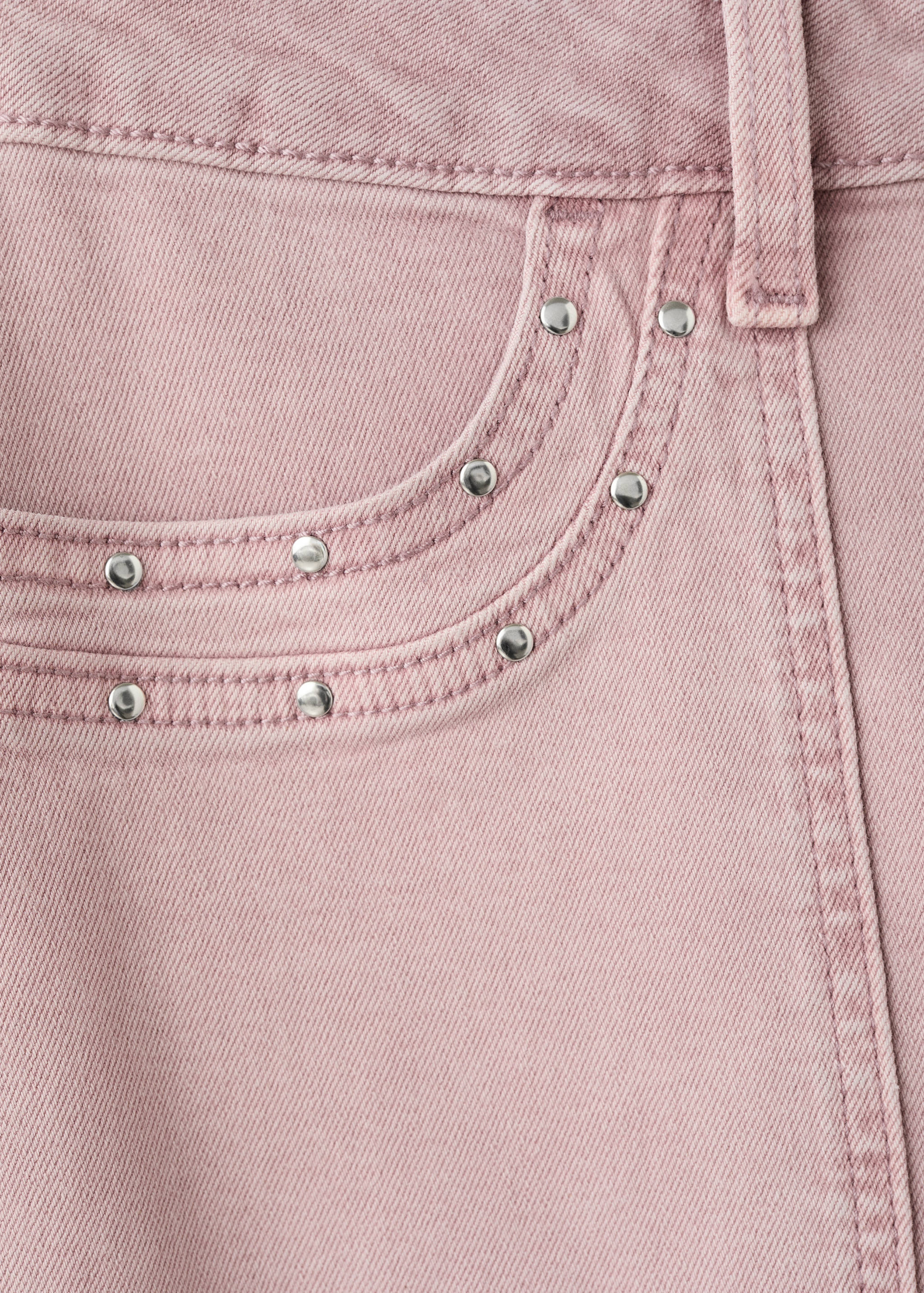 Jean taille basse à clous - Détail de l'article 0