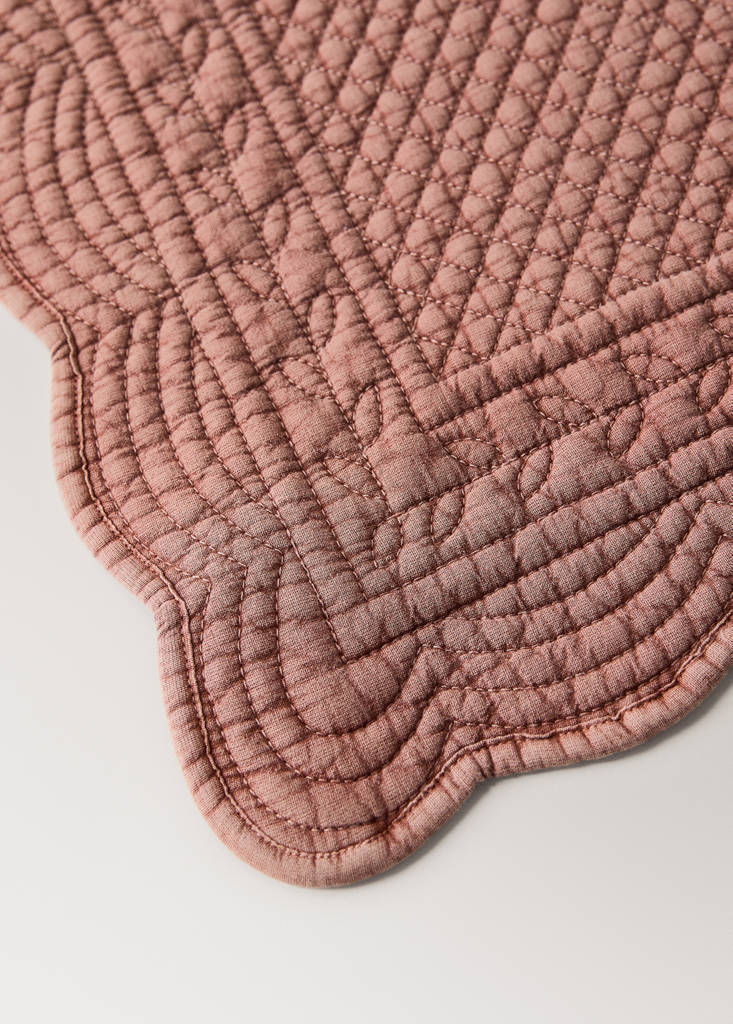 Quilted wave rectangular table mat — Burnt Orange