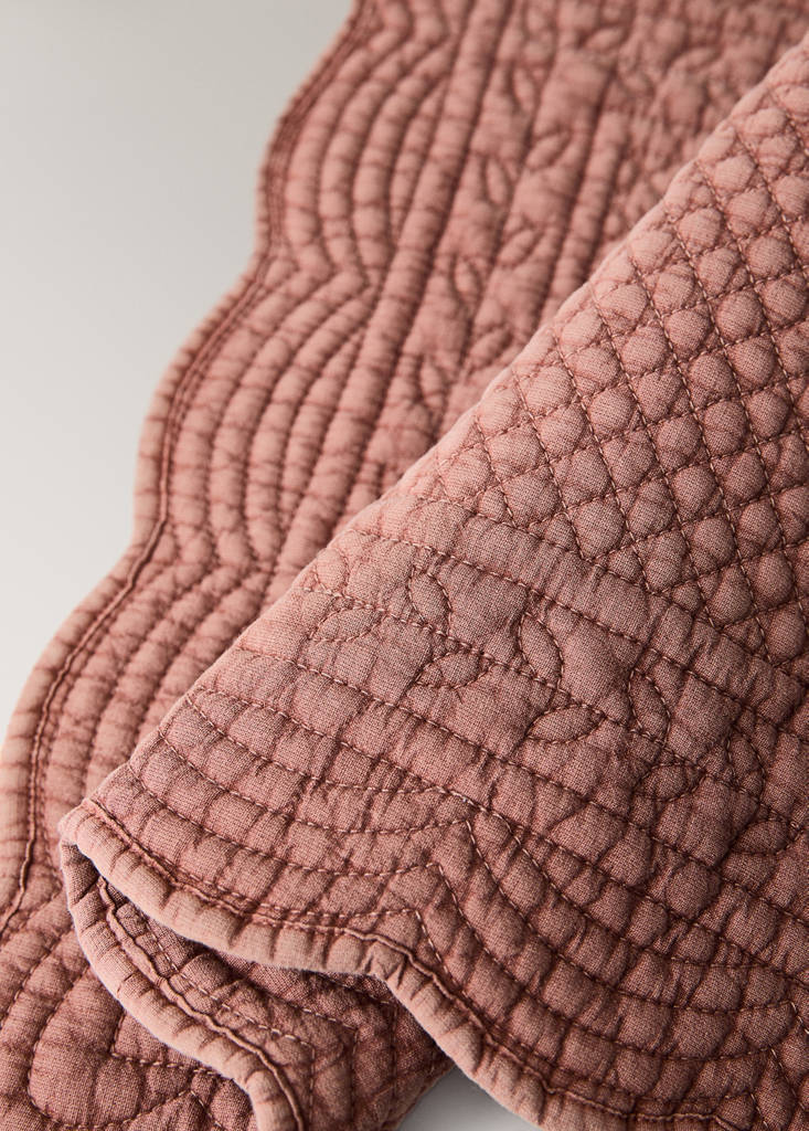 Quilted wave rectangular table mat — Burnt Orange