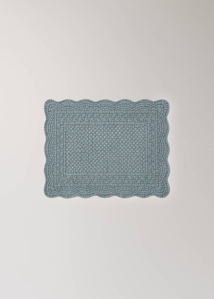 Quilted wave rectangular table mat — Indigo Blue