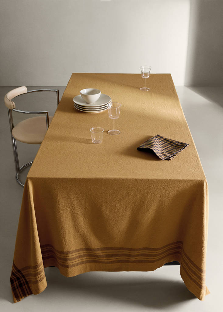 Washed cotton checked tablecloth for 6 to 8 guests — Curry