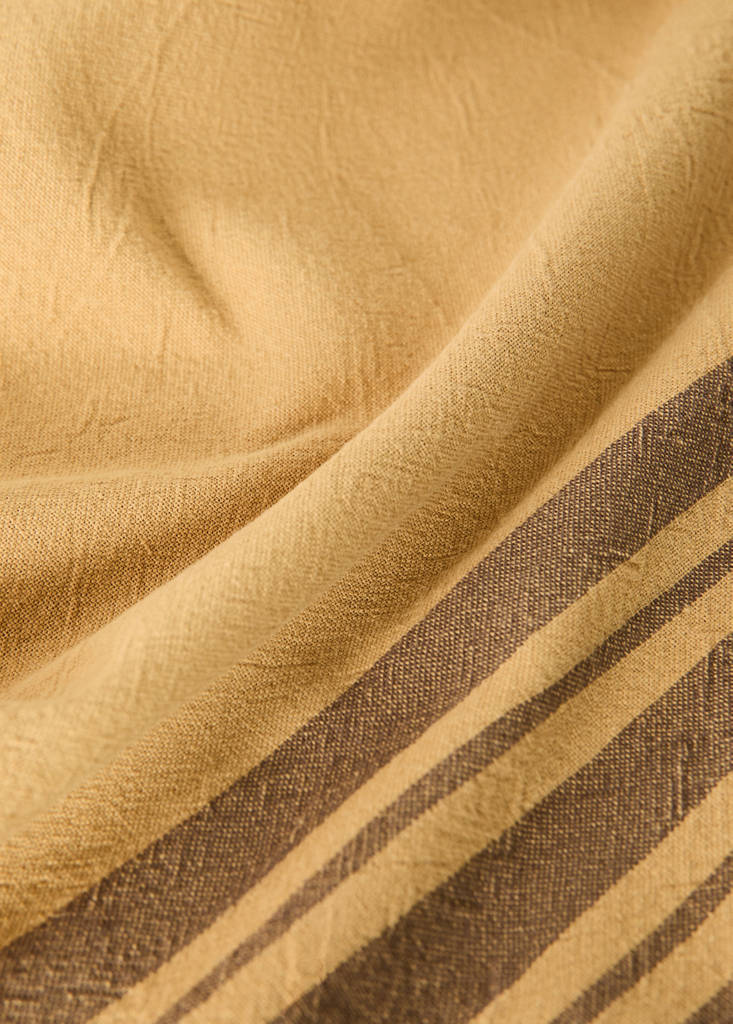 Washed cotton checked tablecloth for 6 to 8 guests — Curry