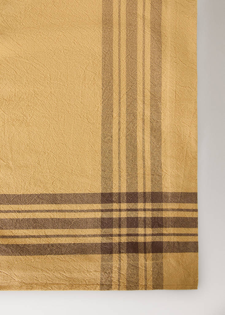 Washed cotton checked tablecloth for 6 to 8 guests — Curry