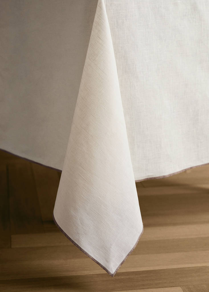 Resin-coated 100% linen tablecloth with contrasting overlock for 8 to 10 diners — Off White