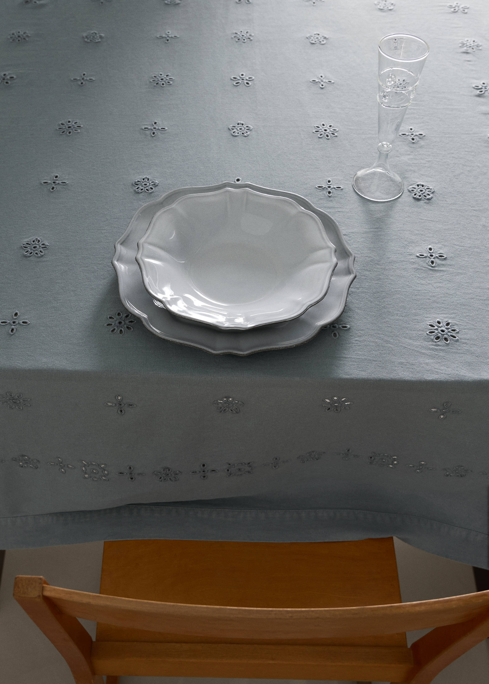 Mantel lino algodón bordado floral 6 a 8 comensales - Detalle del artículo 7