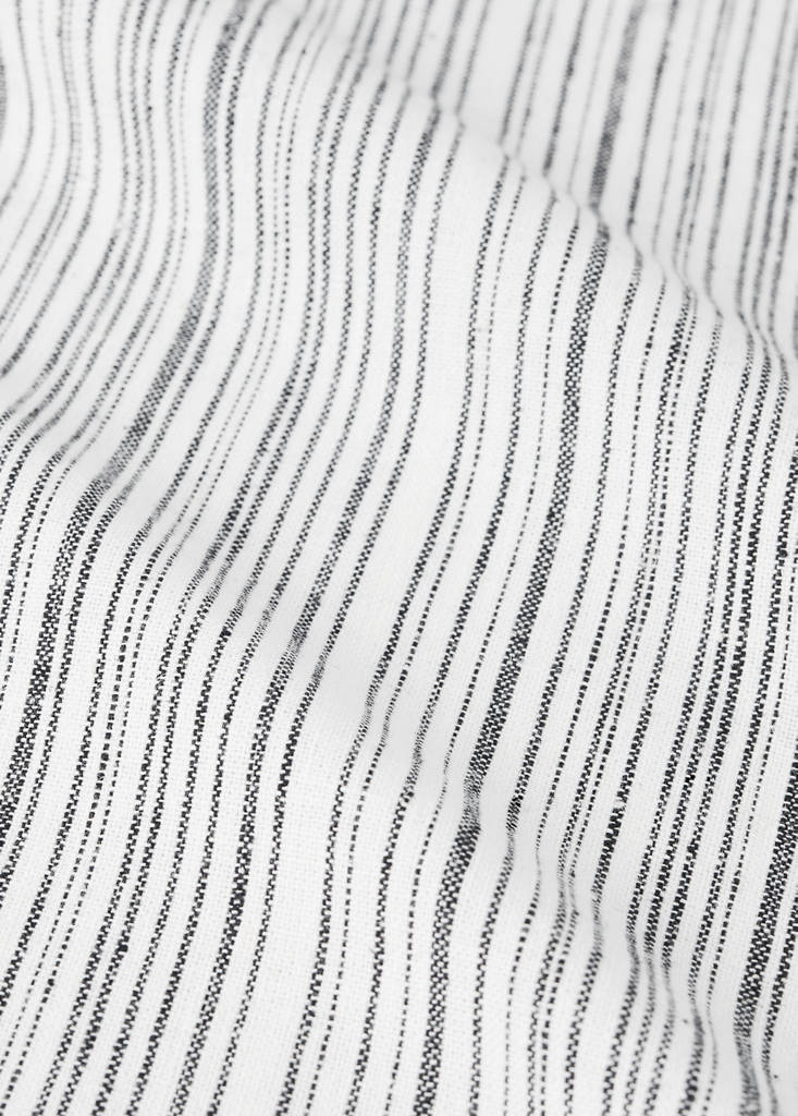 Linen-cotton striped overlocked tablecloth for 8 to 10 diners — Dark Grey