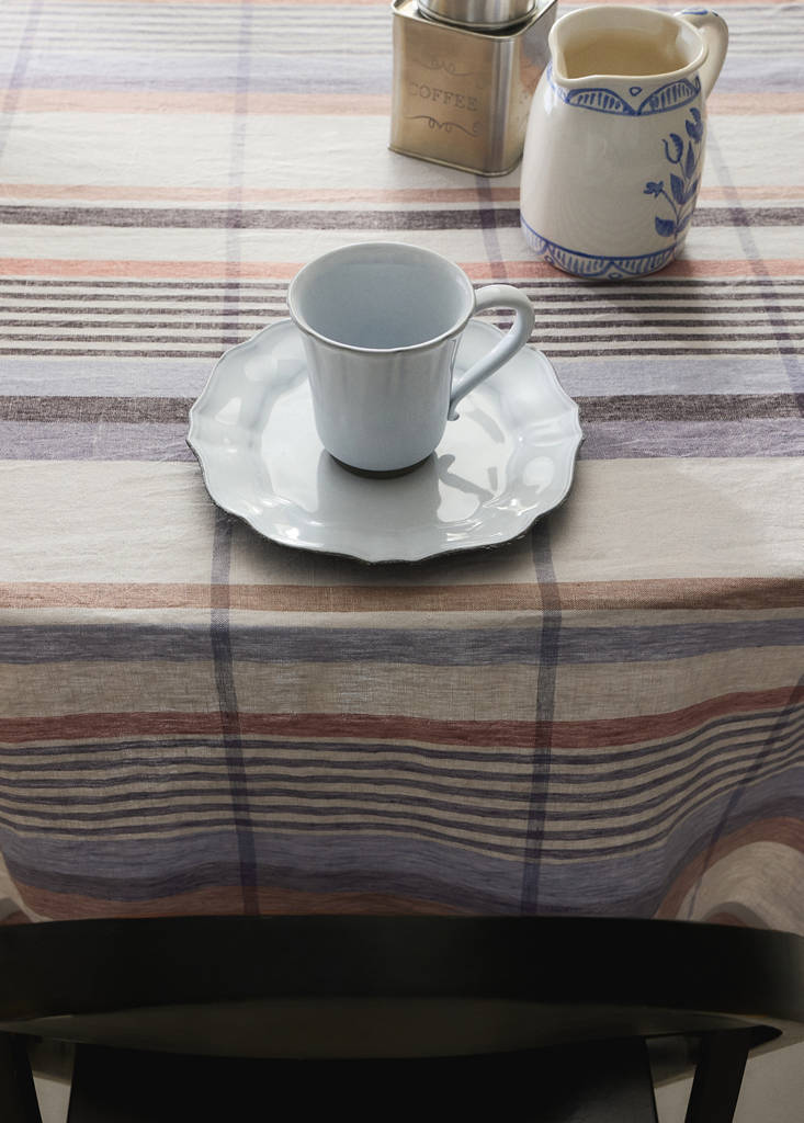 Linen check tablecloth for 6 to 8 place settings — Light/Pastel Grey