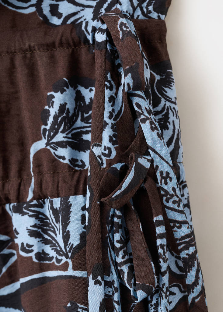 Floral dress with ruched details — Chocolate