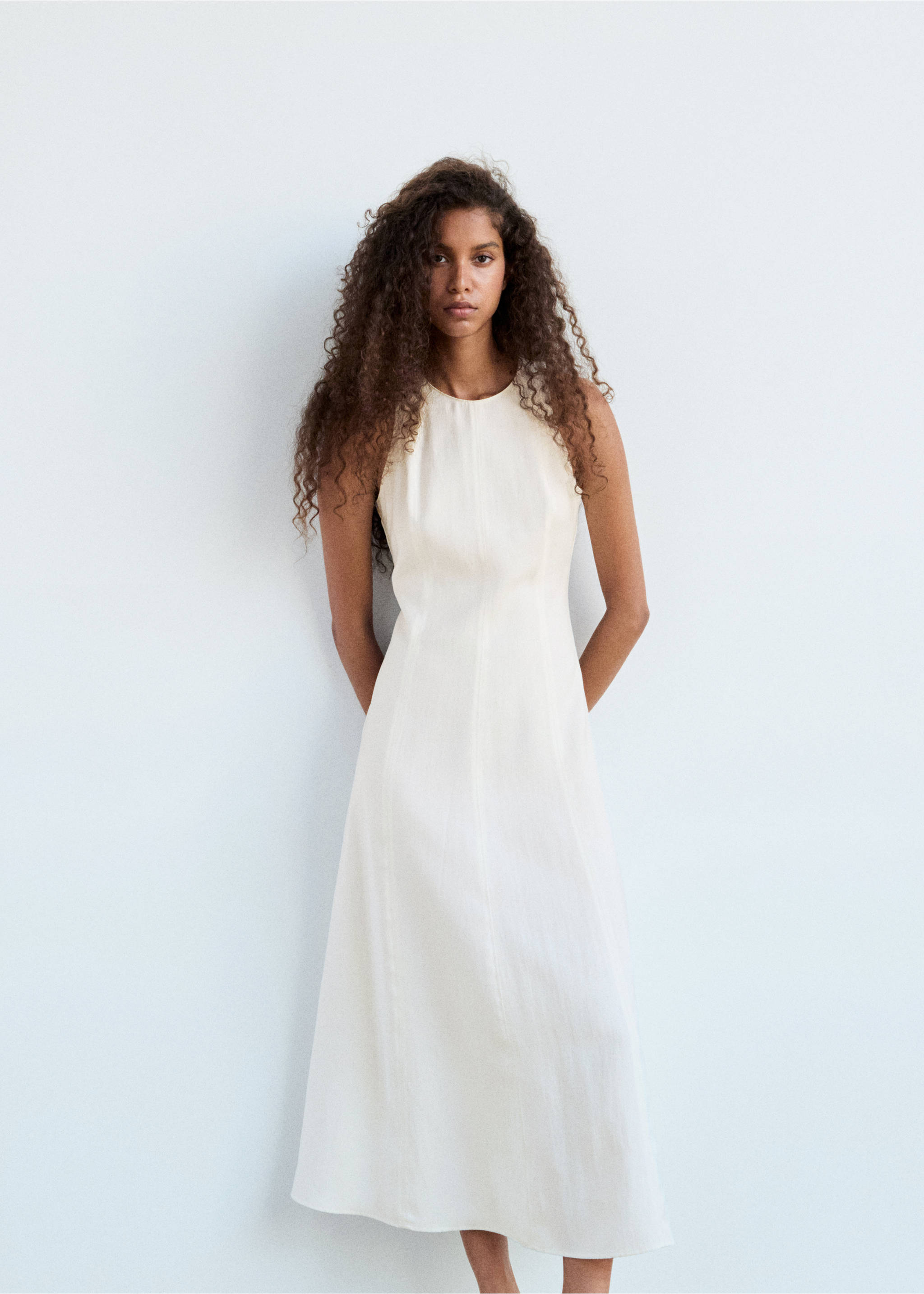 A-line dress with seam detail - Details of the article 3, Ecru. Ref: 37002895-00.