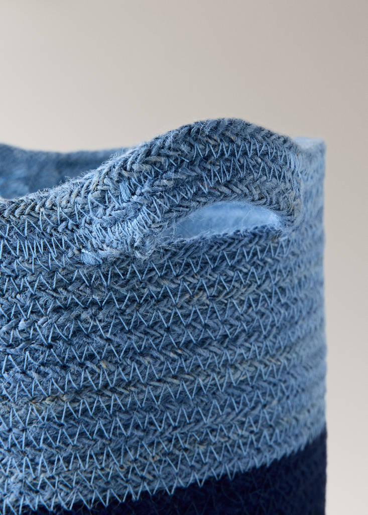 Medium round jute basket with handles — Blue