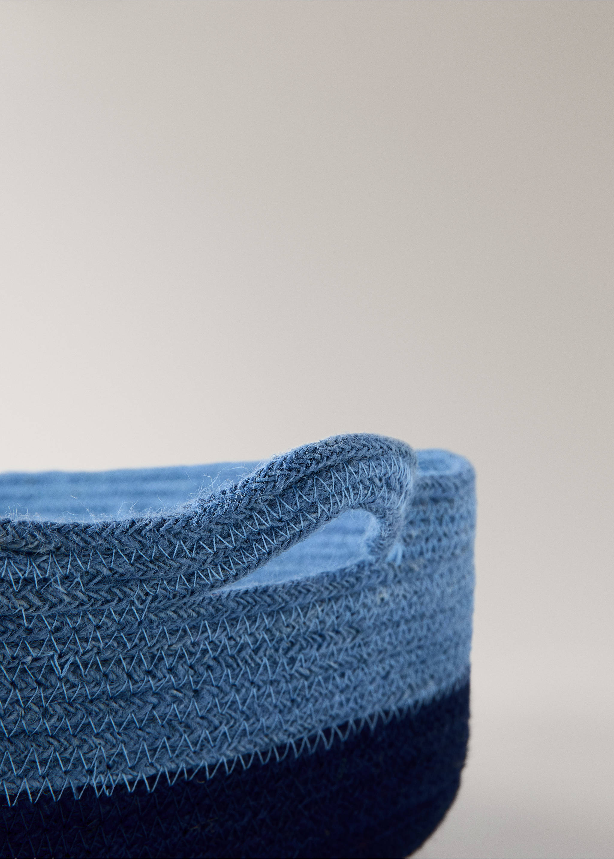 Korb 100% Jute mit Griffen - Detail des Artikels 1, Blau. Ref: 37002909-00.