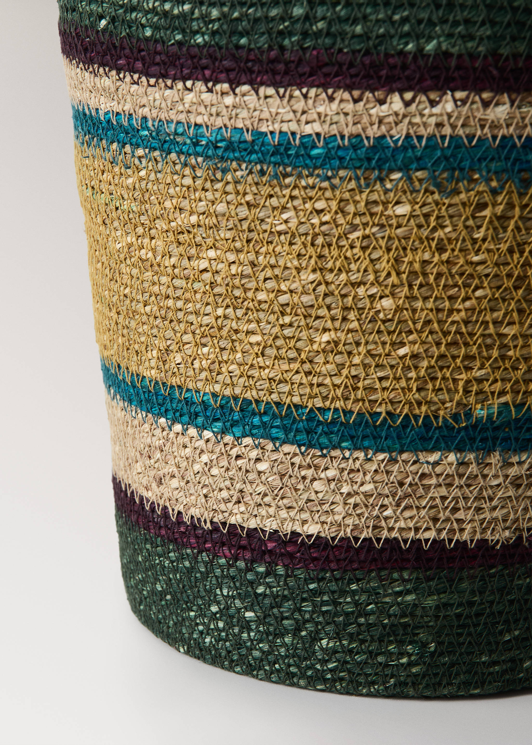 Multistripe seaweed box - Details of the article 2
